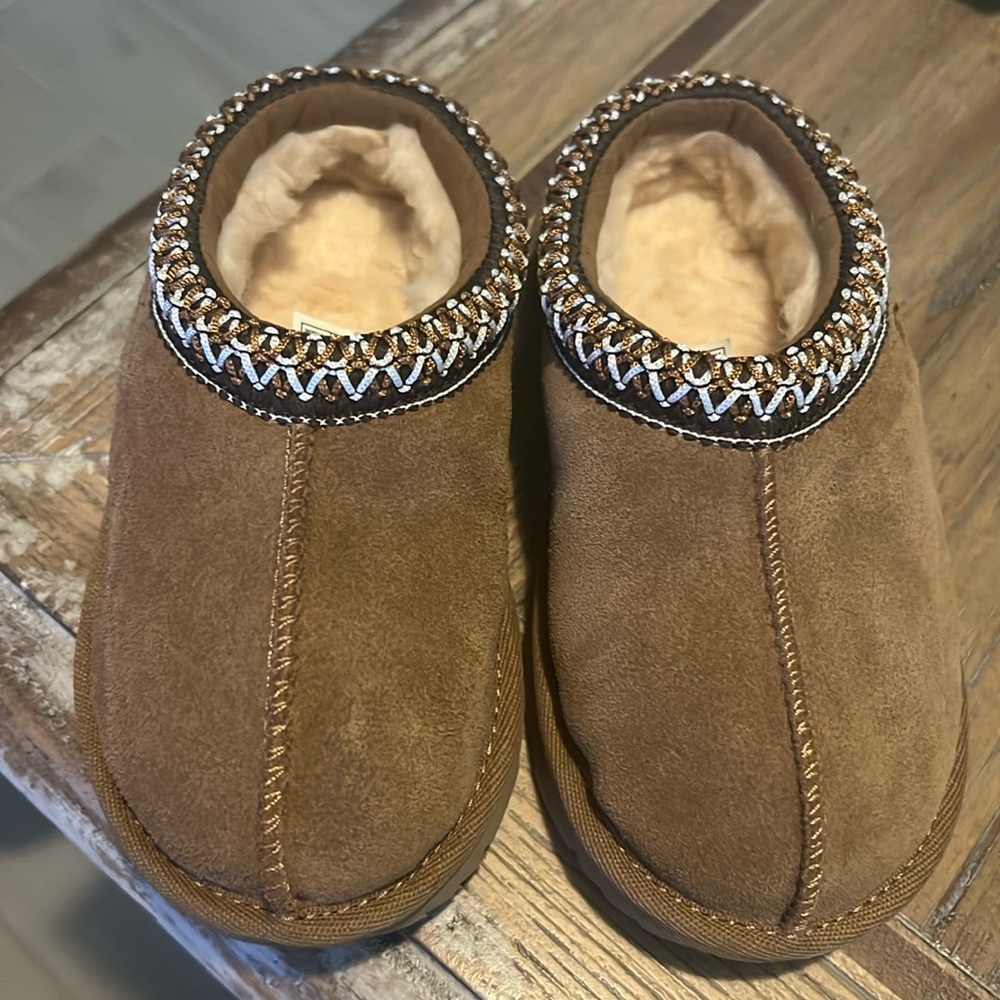 Kids 9C UGGS Brown